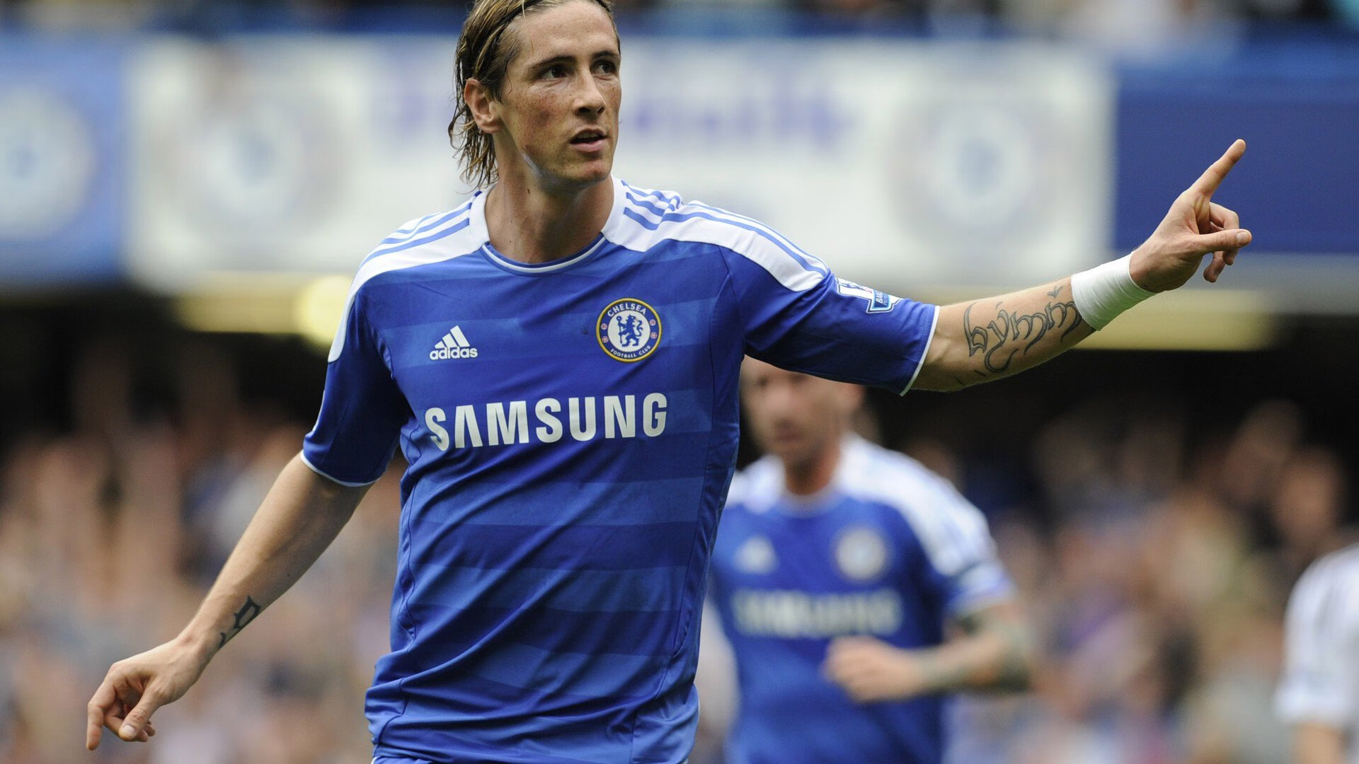 九游手机游戏-内马尔+C罗加盟带动商业合作激增，c罗与内马尔合照